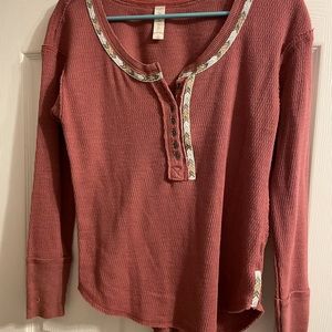 Altair’s State Henley